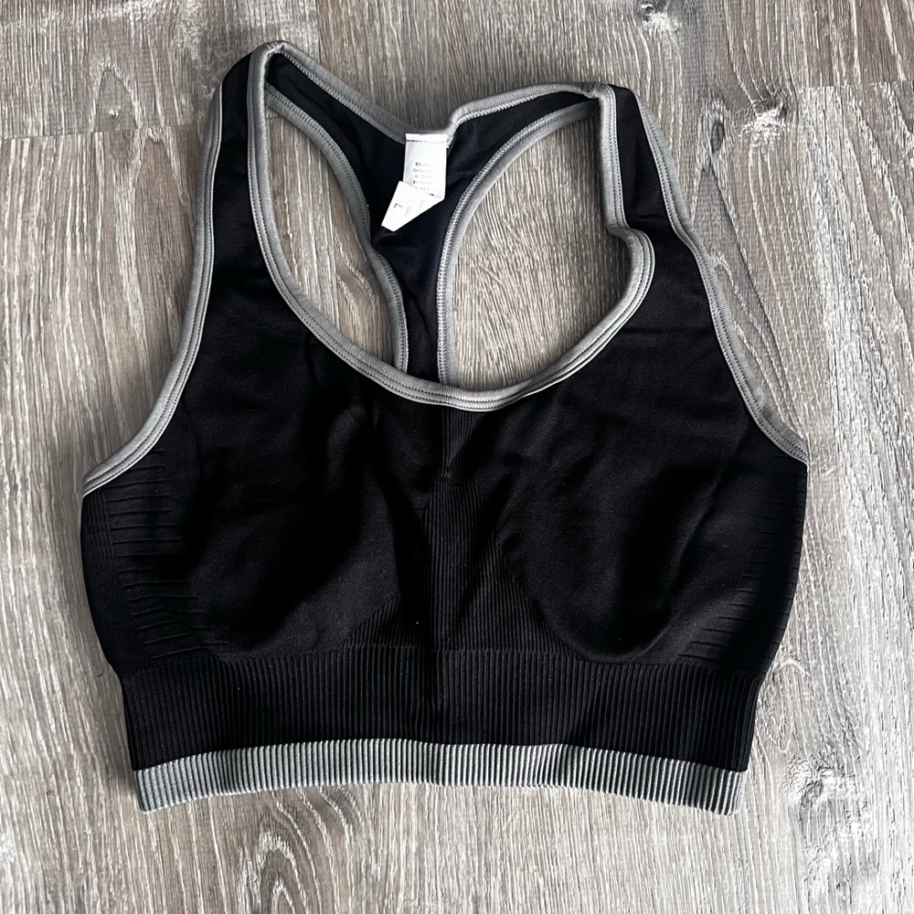 High Support Contoured Sports Bra